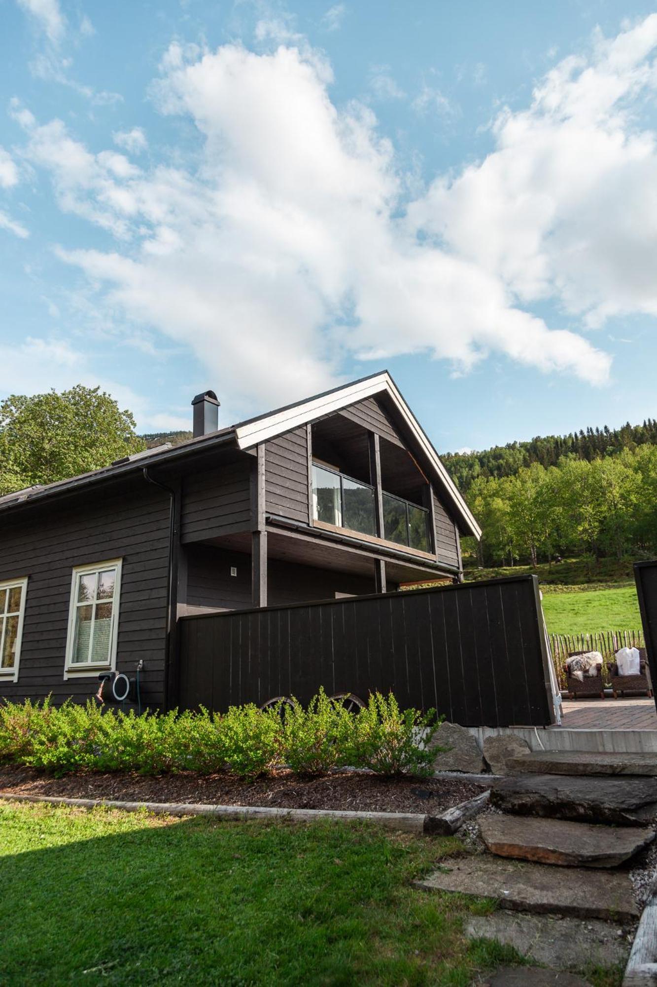 ホテル Tuftegarden Viksdalen エクステリア 写真