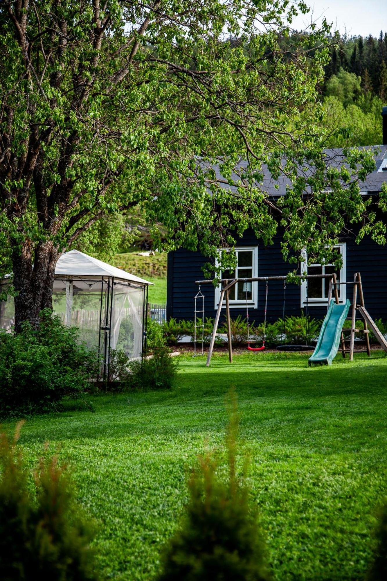 ホテル Tuftegarden Viksdalen エクステリア 写真